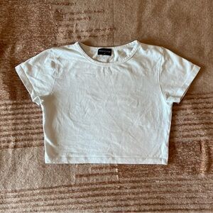 White Fox Boutique White Cropped Tee in size medium